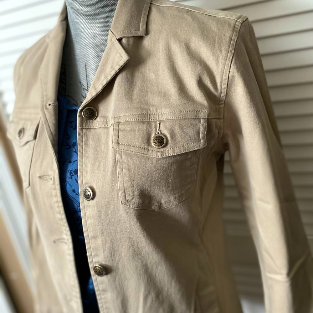 Perfect light weight jacket